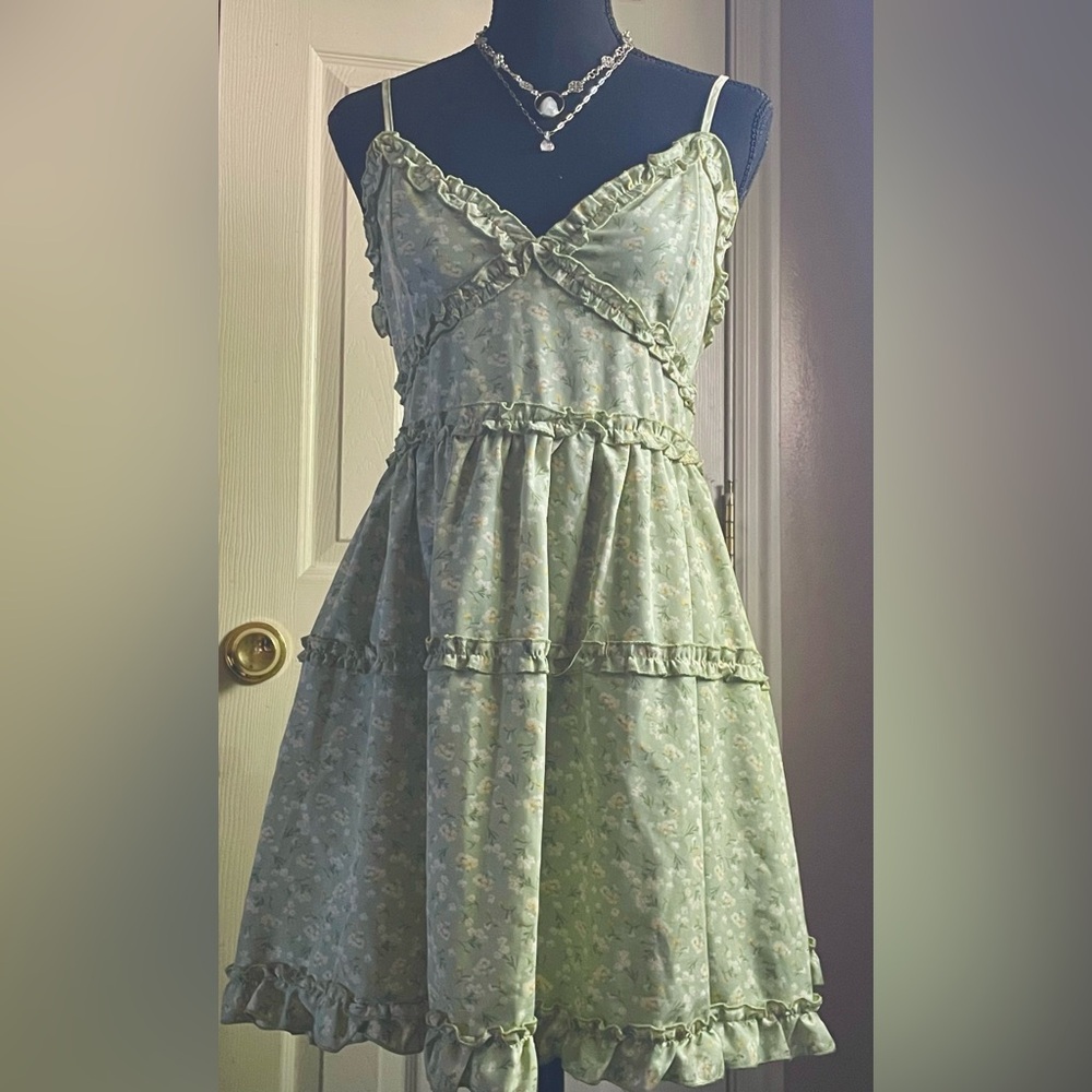 Sleeveless Ruffle Tiered Green Floral Dress